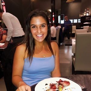 Meet your Posher, Maria